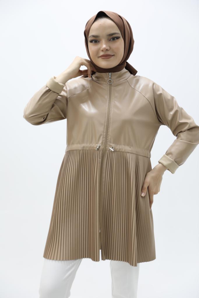 Belted Pleated Leather Cap Beige