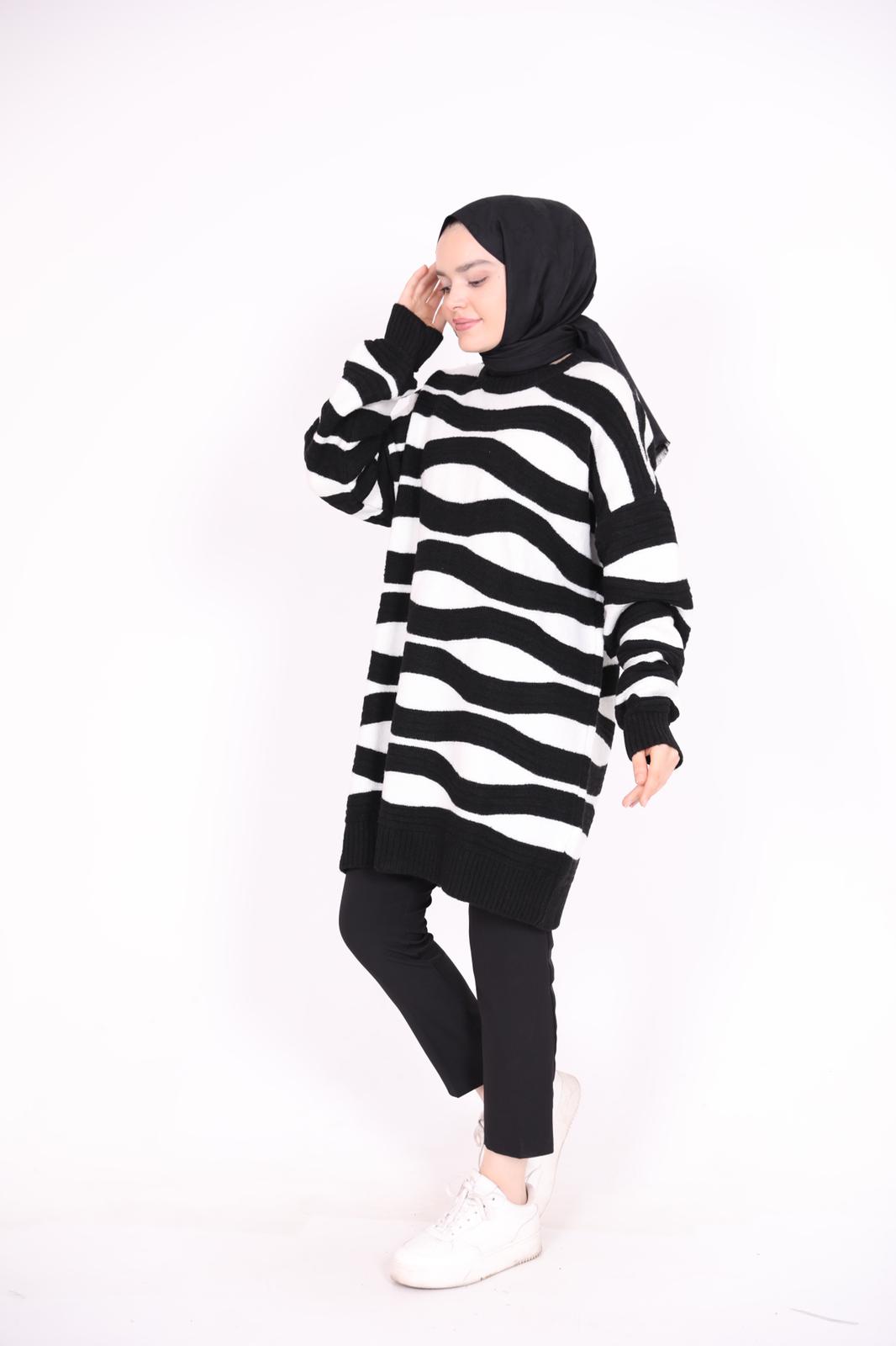 Stripe Pattern Araboy Sweater Black