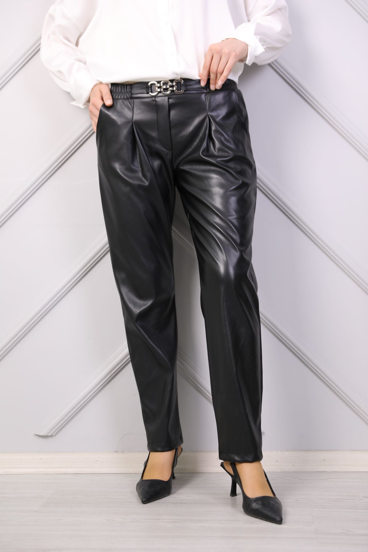 Belt Detailed Leather Trousers Black